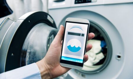 Top Signs that You Need a Laundry Service